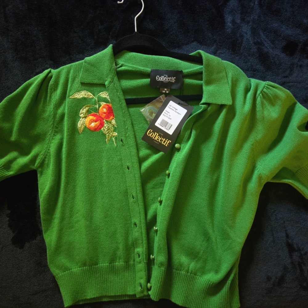 Collectif short sleeve cardigan